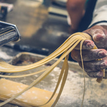 Cargar imagen en el visor de la galería, Clase de Pasta Artesanal