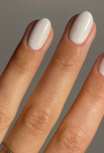 Cargar imagen en el visor de la galería, Manicure Clásico
