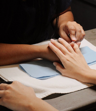 Cargar imagen en el visor de la galería, Manicure + Pedicure Gel
