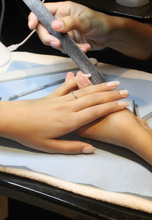 Cargar imagen en el visor de la galería, Manicure + Pedicure Vinilux
