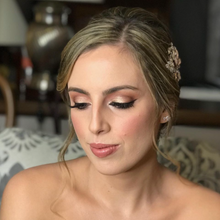 Cargar imagen en el visor de la galería, Bridal Makeup
